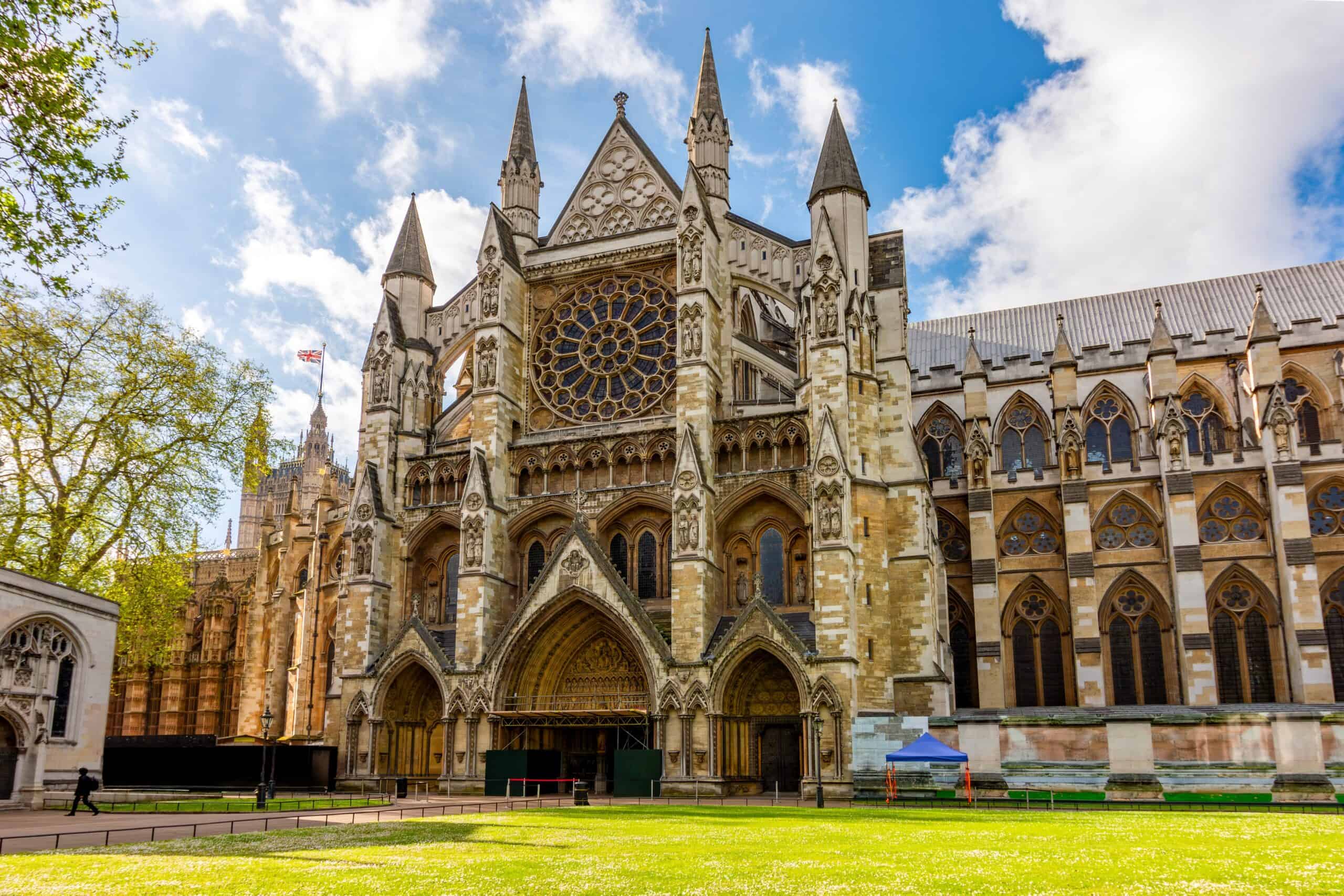 5 fascinating medieval monuments for history buffs to visit